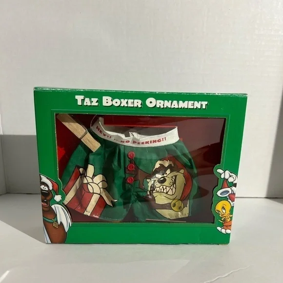 🎄Warner brothers NWT, VINTAGE Tasmanian devil boxer shorts Christmas ornament. - Picture 5 of 8